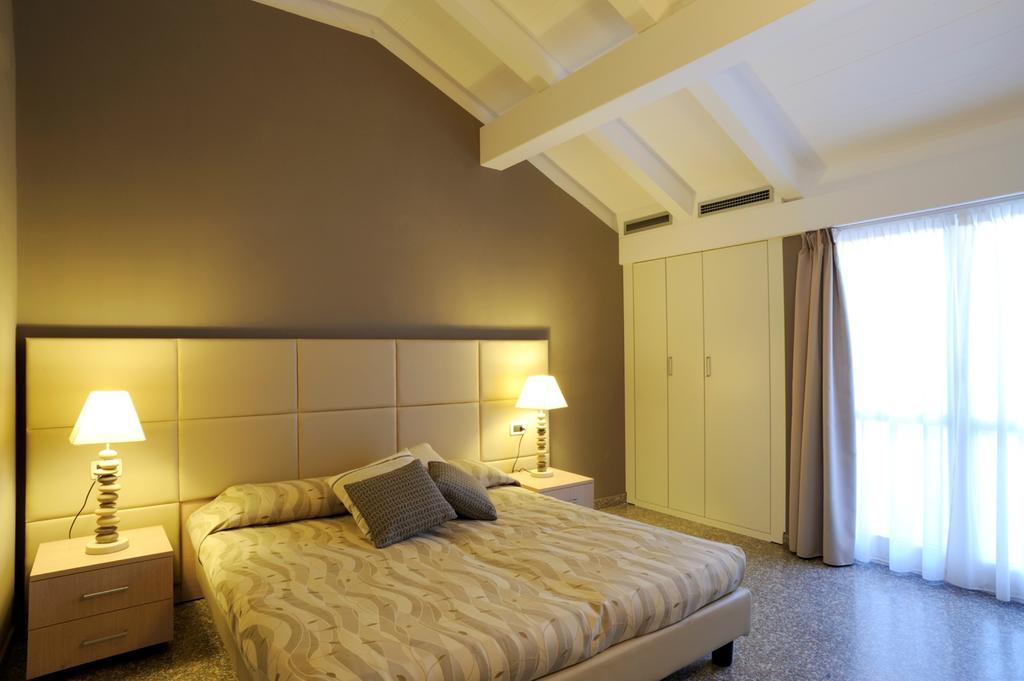 Residence Oliveto Ceriale Rom bilde