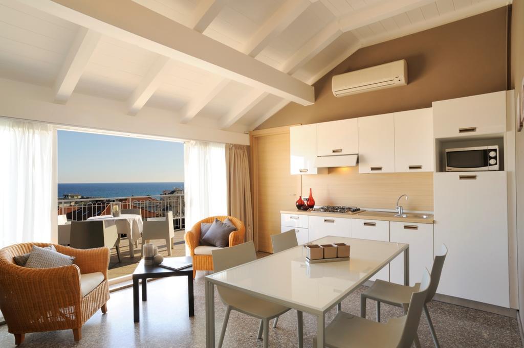 Residence Oliveto Ceriale Rom bilde